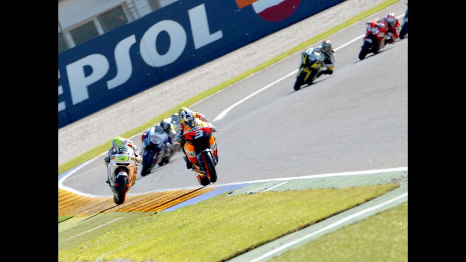 Pedrosa riding ahead of MotoGP group in Valencia