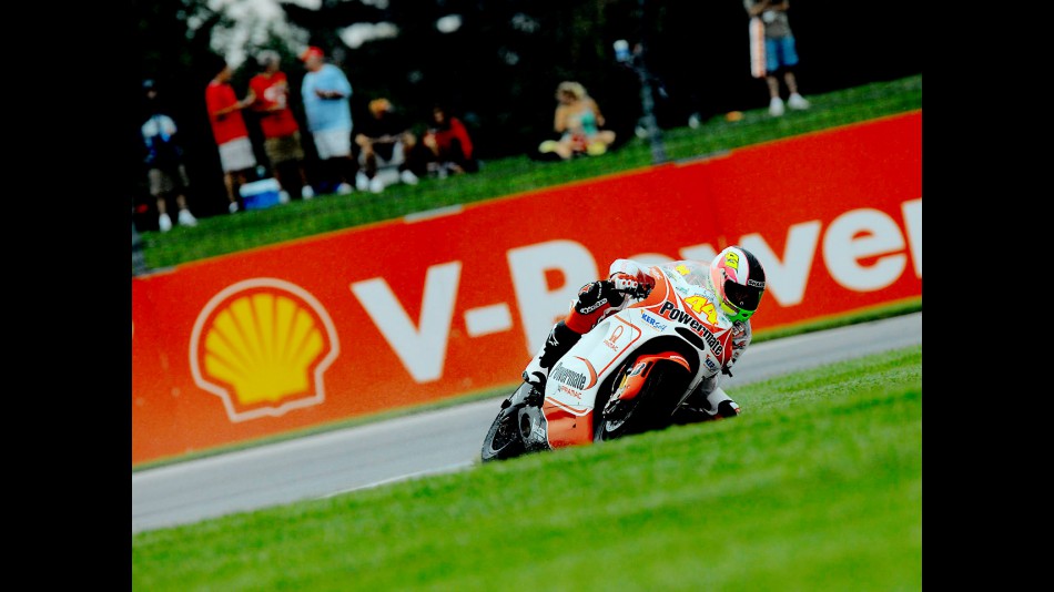 Aleix Espargaró in action in Indianapolis