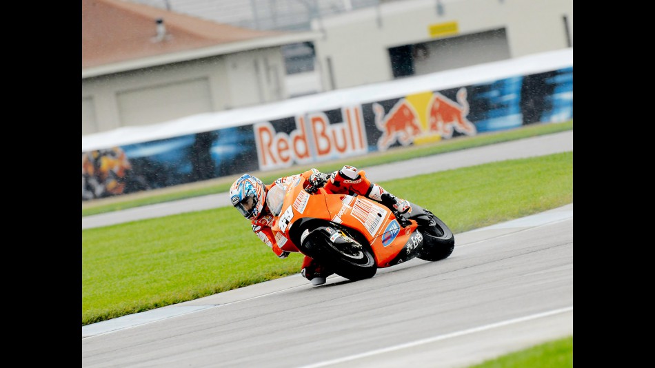 Nicky Hayden in action in Indianapolis