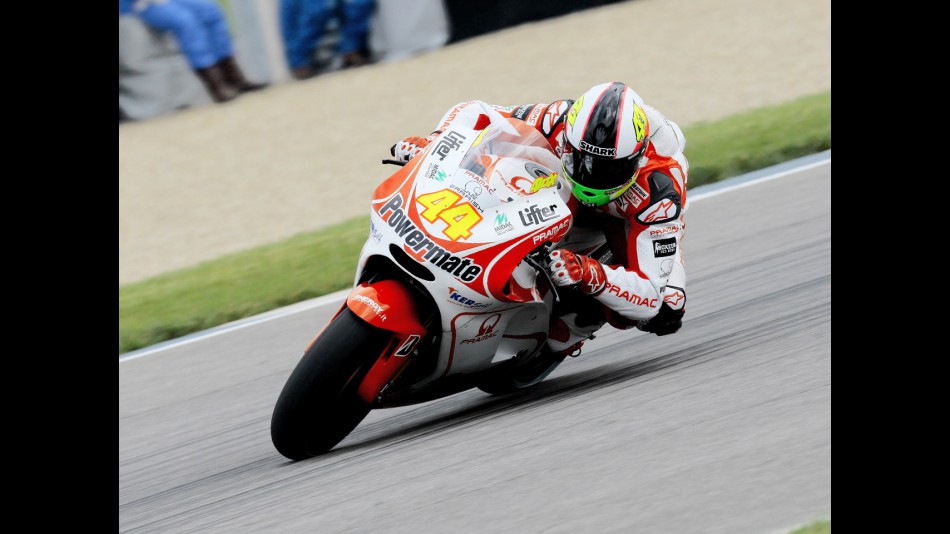 Aleix Espargaró in action in Indianapolis