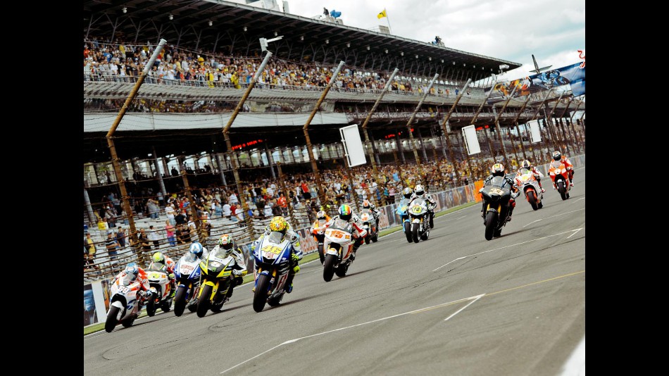 MotoGP group in action