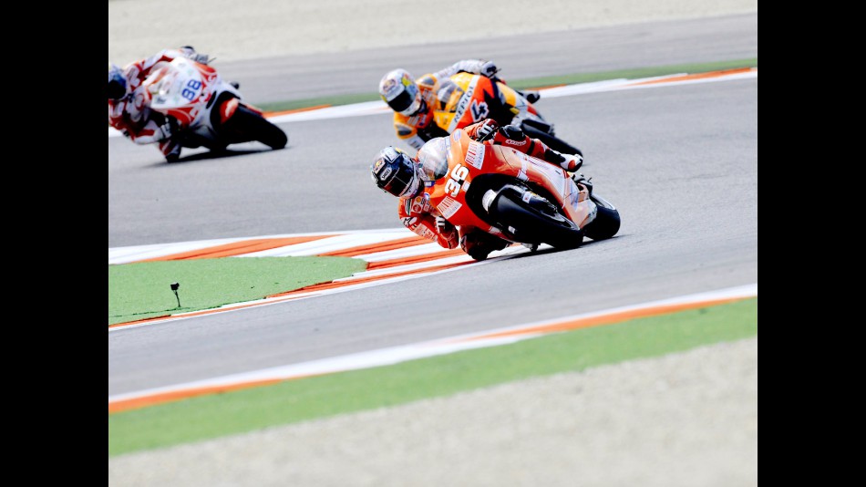Kallio and Dovizioso in action in Misano