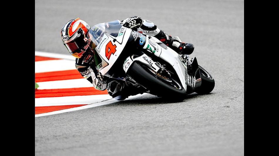 Hiroshi Aoyama in action