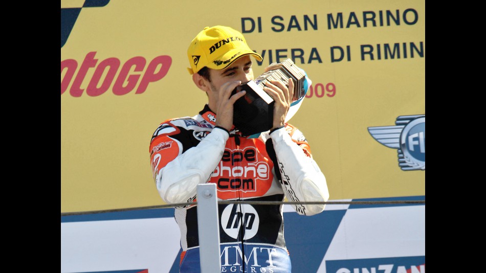 Héctor Barberá on the podium at Misano
