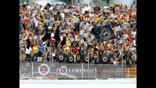 Lorenzo supporters backing Spaniard in Portugal