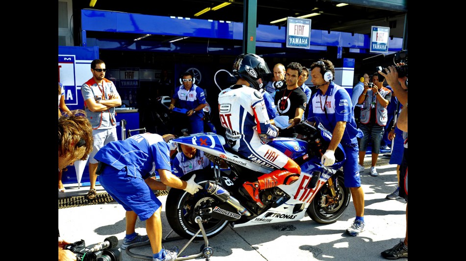 Jorge Lorenzo in the pit lane