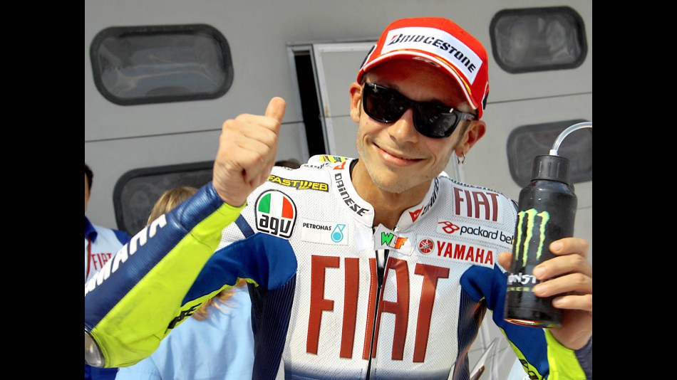 Valentino Rossi in the parc fermé after QP in Sepang