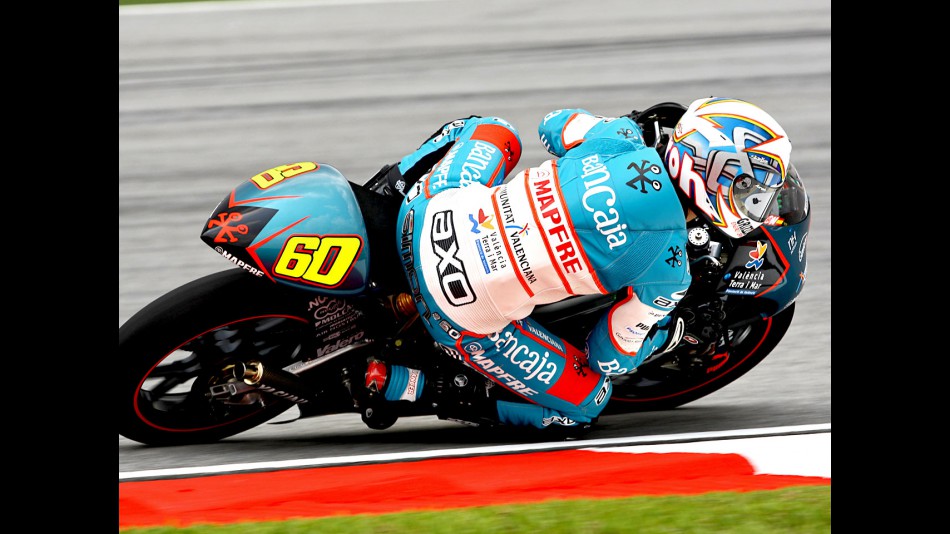 Julián Simón in action in Sepang