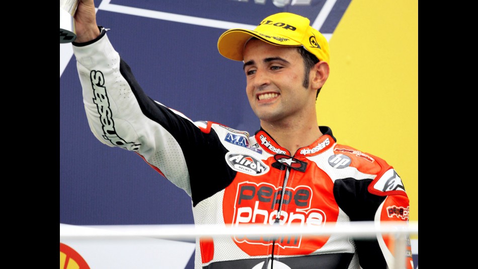 Héctor Barberá on the podium at Sepang