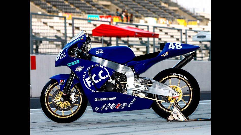 Moto2 TSR6 bike