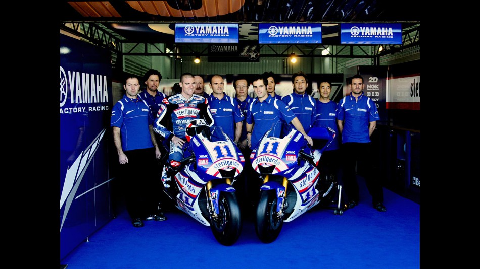 The Sterilgarda Yamaha Team unveils Ben Spies’ livery for Valencia