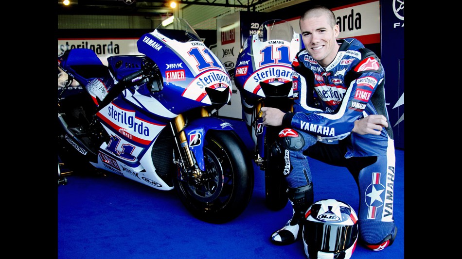 The Sterilgarda Yamaha Team unveils Ben Spies’ livery for Valencia