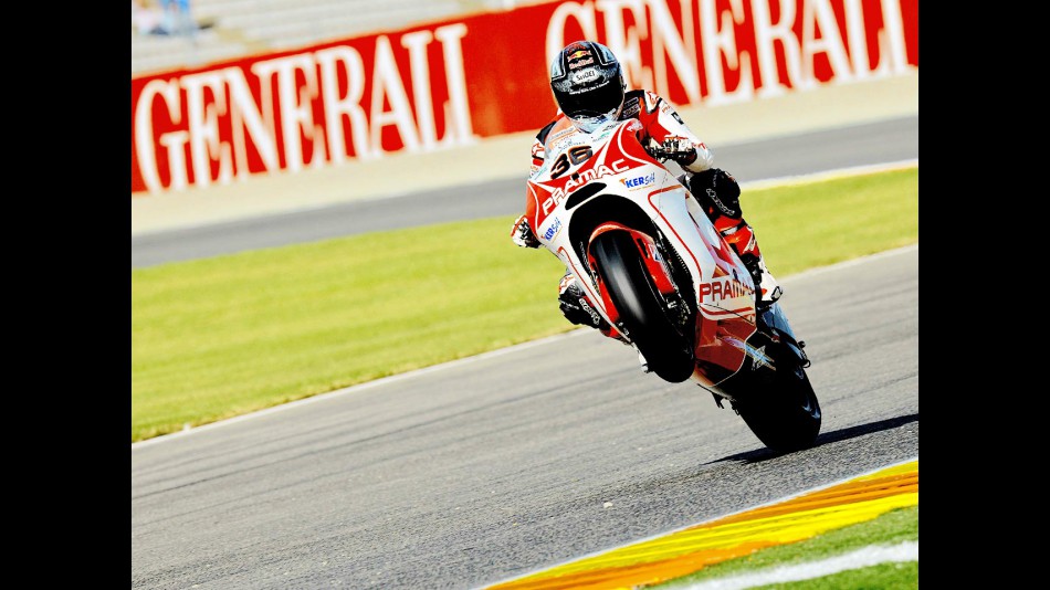 Mika Kallio Pulls off a wheelie in Valencia