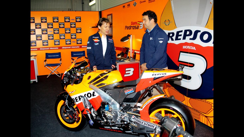Dani Pedrosa’s chief mechanic presents the Repsol Honda RC212V