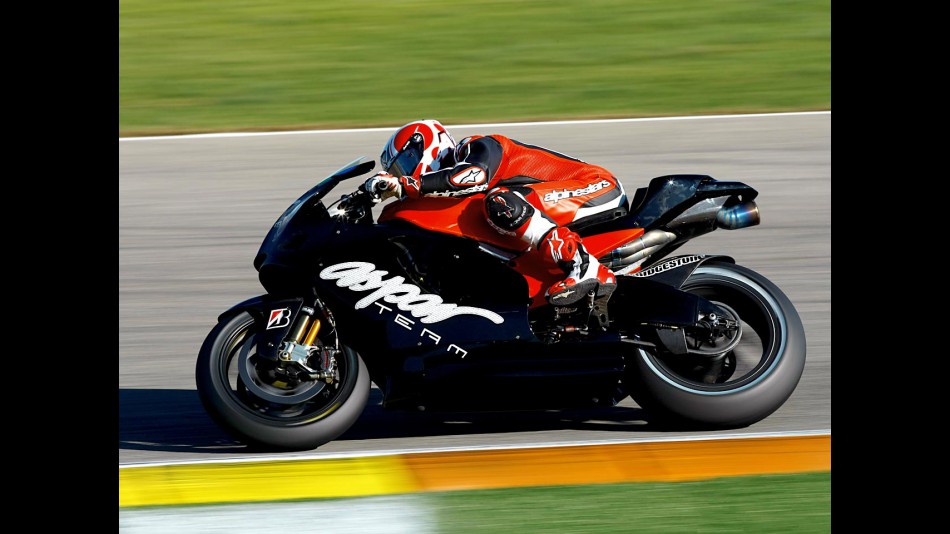 Héctor Barberá at the Valencia Post GP Test