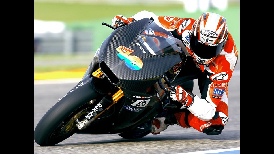 Axel Pons in action at the Valencia Post GP Test