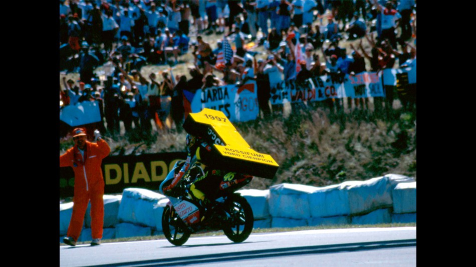 rossi01_8_0_slideshow_169.jpg