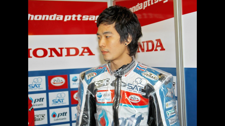 Ratthapark Wilairot in the Thai Honda garage