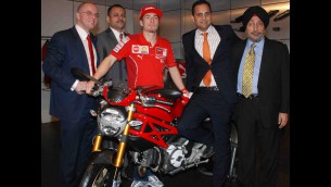 Nicky Hayden opens the second Ducati Showroom in India