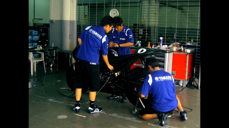 Fiat Yamaha garage at Sepang test