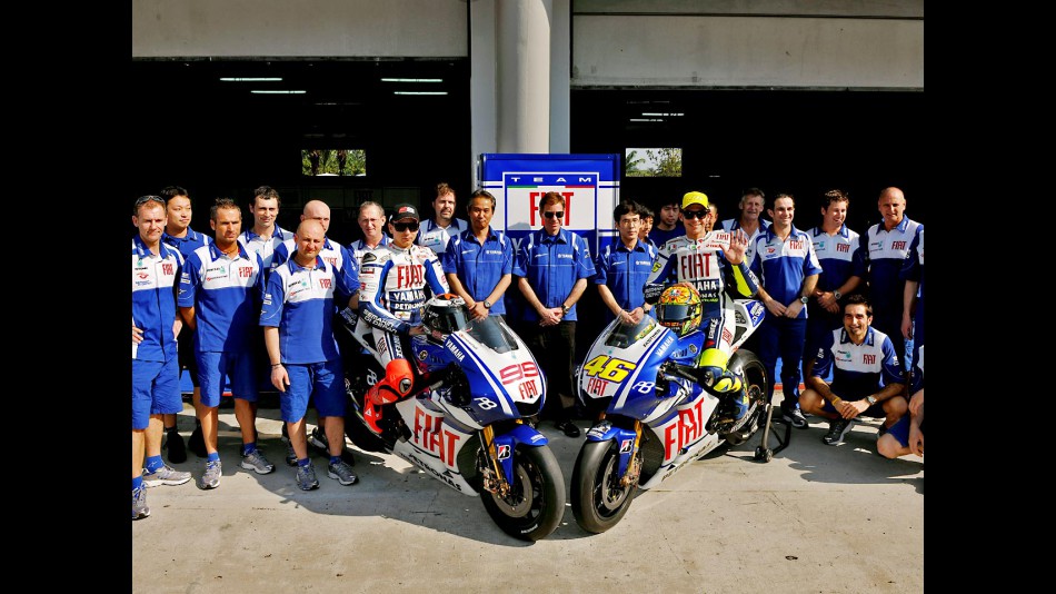 YZR-M1 2010 Unveils at Sepang