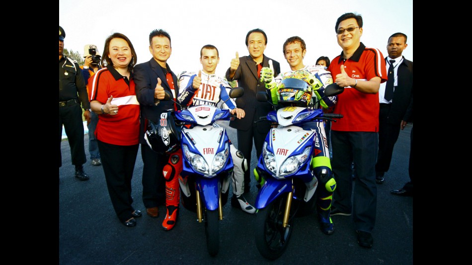 Yamaha´s Rossi and Lorenzo inThailand