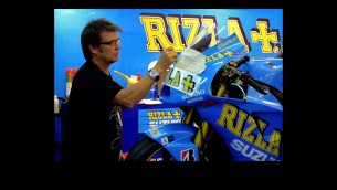 rizla suzuki: new look by troy lee designs