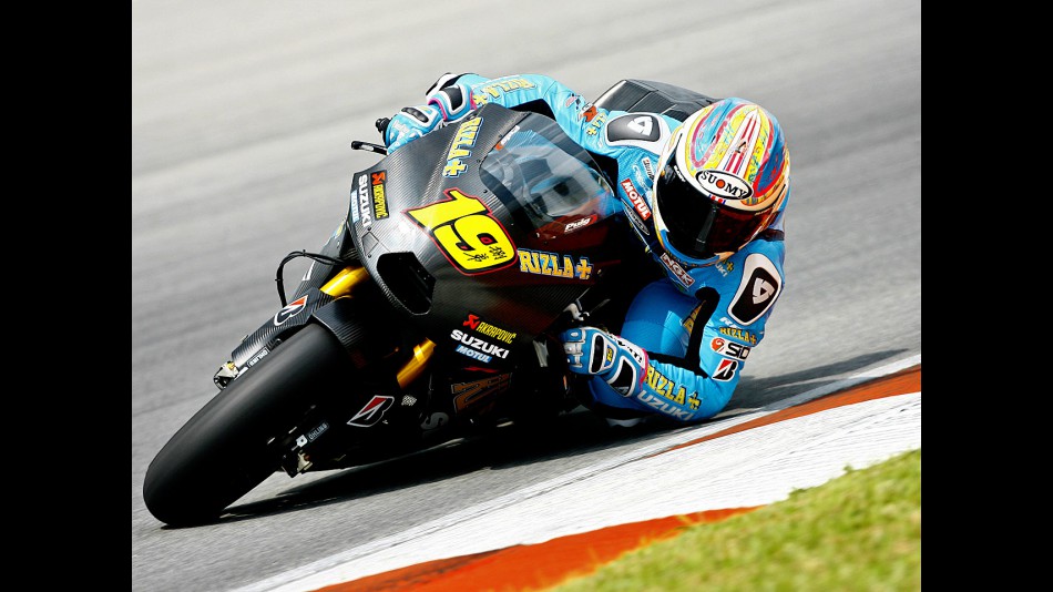 Alvaro Bautista in action at the Sepang test