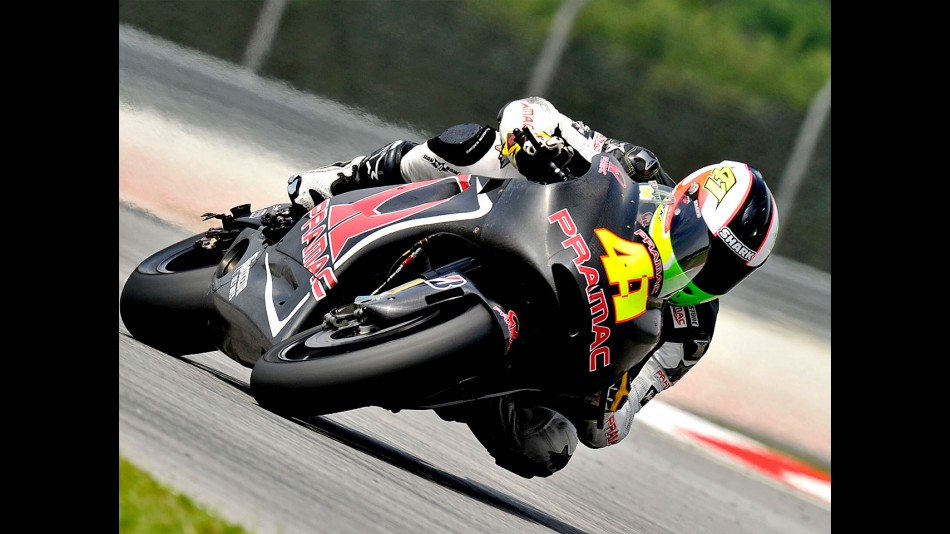 Aleix Espargaró in action at the Sepang test