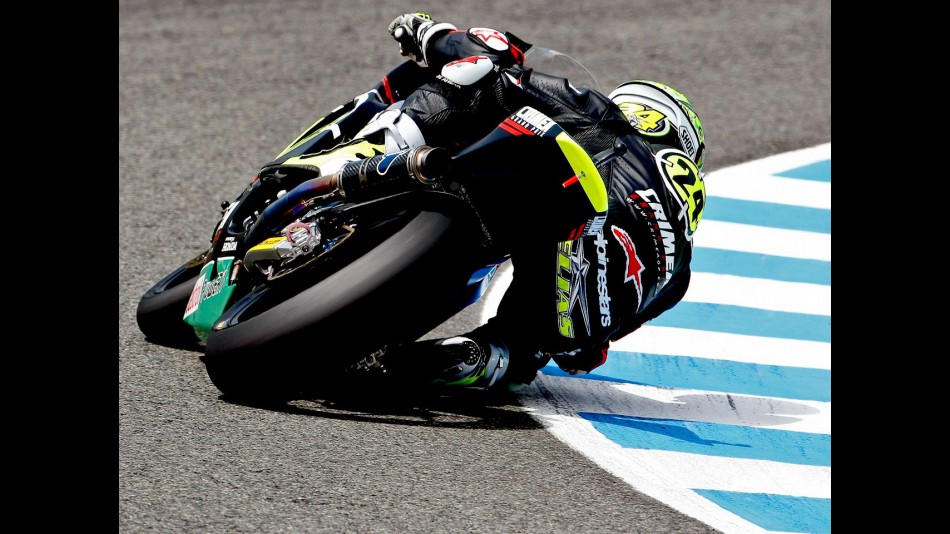 Toni Elias in action in Jerez