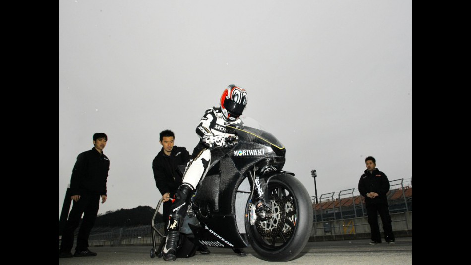 Moto2 machines Media Test at Twin Ring Motegi with Shinya Nakano
