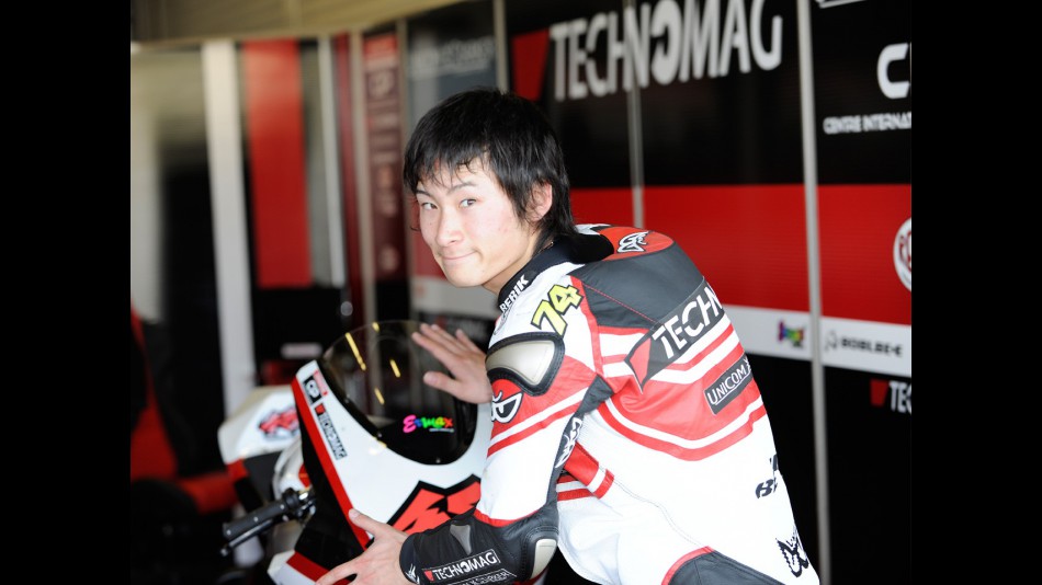 Shoya Tomizawa in the Technomag-CIP garage