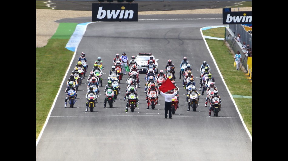 Moto2 Group in action in Jerez