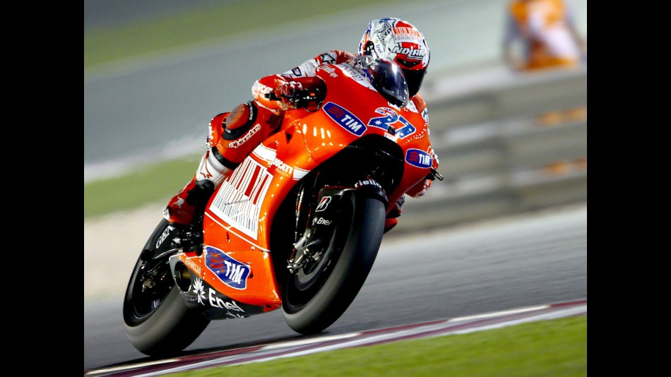 Casey Stoner in action in Qatar