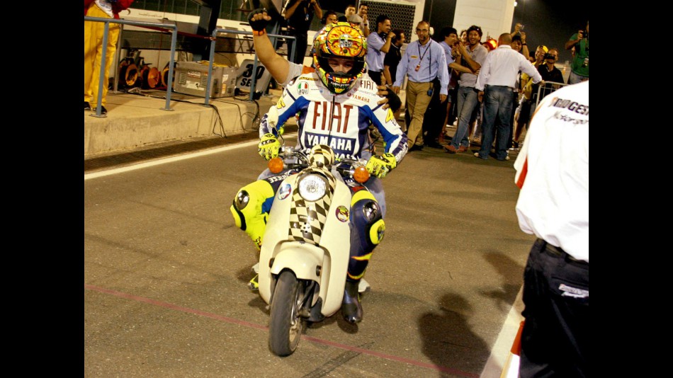  Valentino Rossi celebrates his Qatar victory