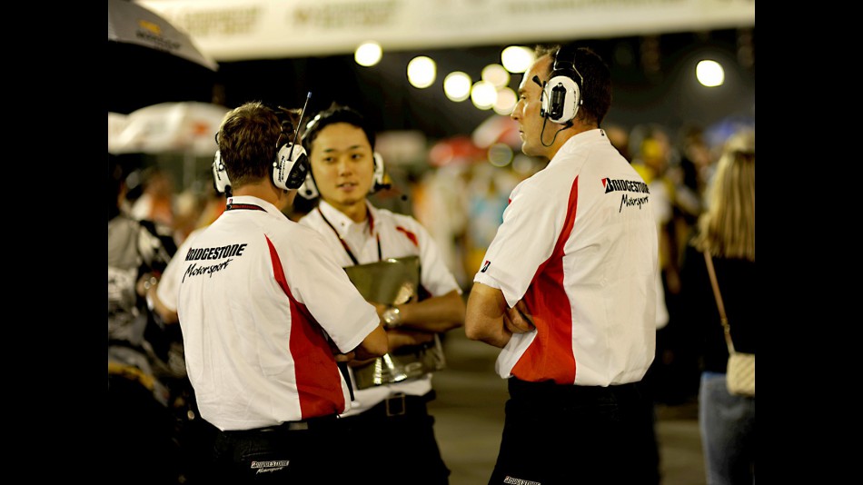 Bridgestone Technicians at the Commercialbank of Qatar