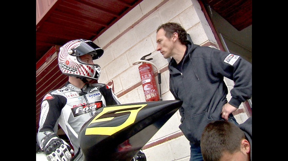 Jeremy McWilliams in the pit lane at CEV Buckler in Albacete