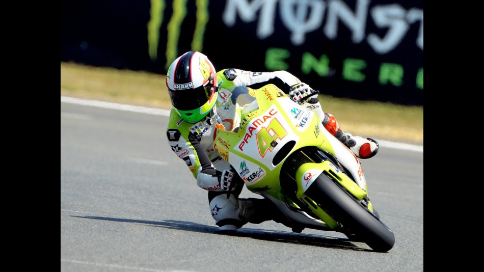 Aleix Espargaró in action in Le Mans