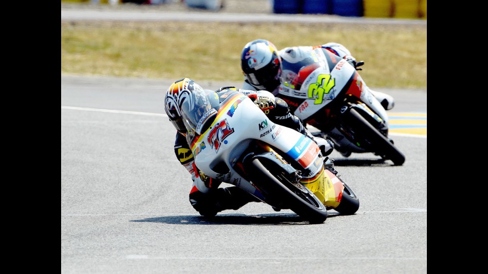 Koyama and Savadori in action in Le Mans