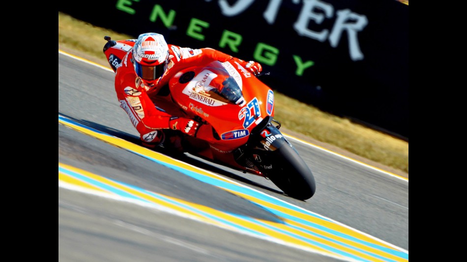 Stoner on track in Le Mans