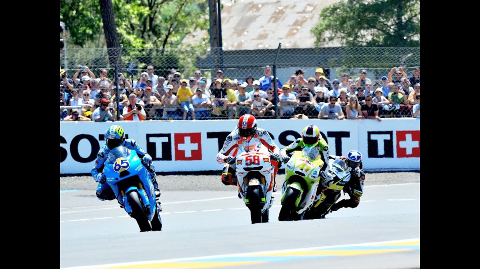 MotoGP gorup in action in Le Mans