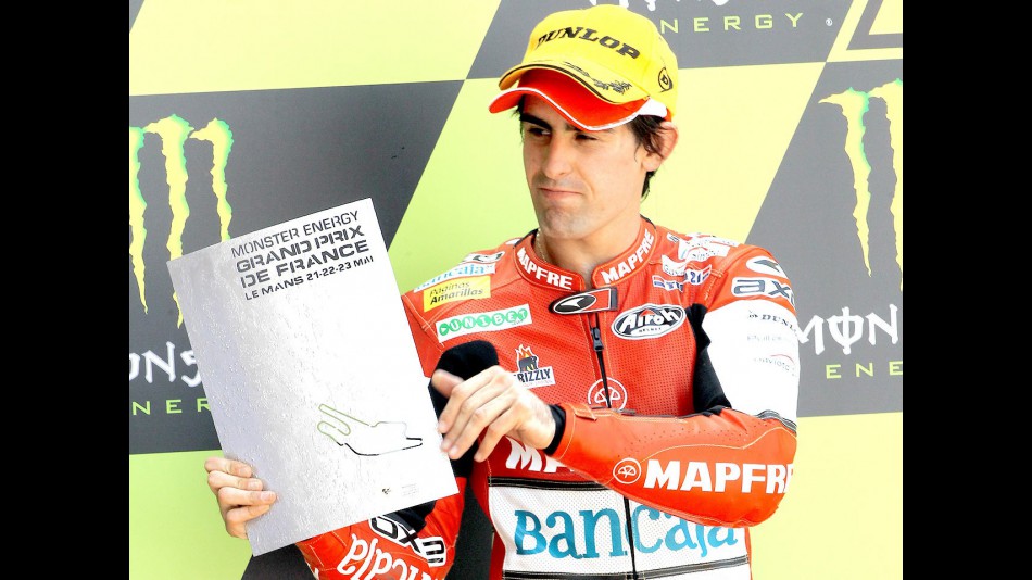 Julián Simón on the podium in Le Mans