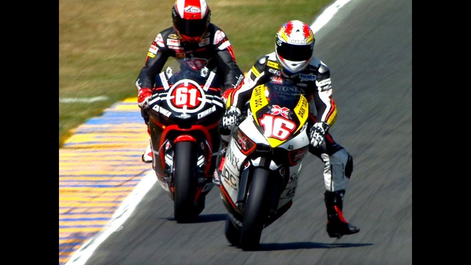 Jules Cluzel and Vladimir Ivanov on track