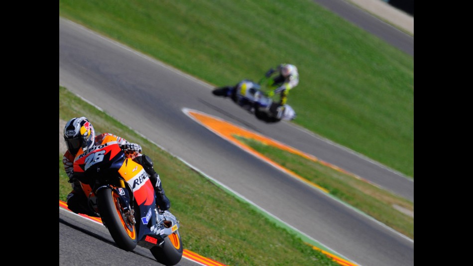 Rossi crashes during FP2 in Mugello