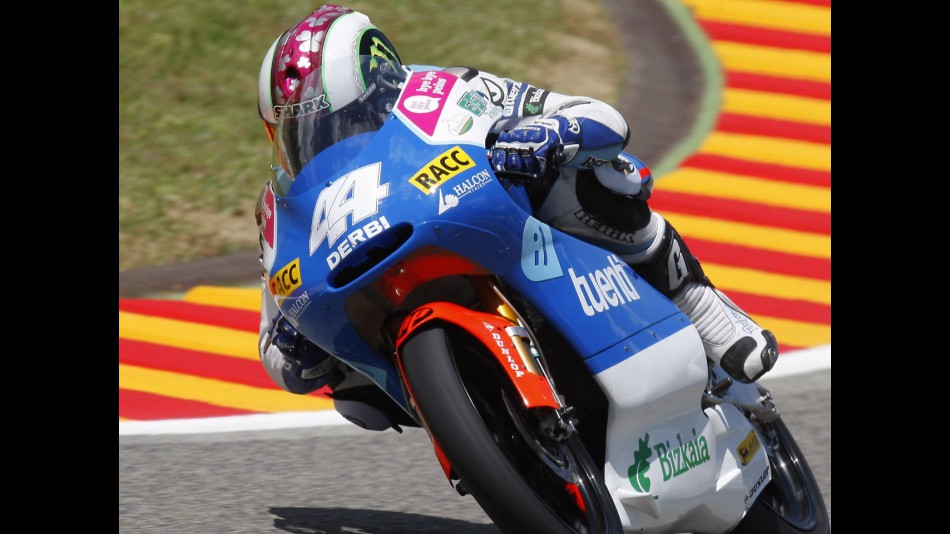 Espargaró in action during FP2 at Mugello