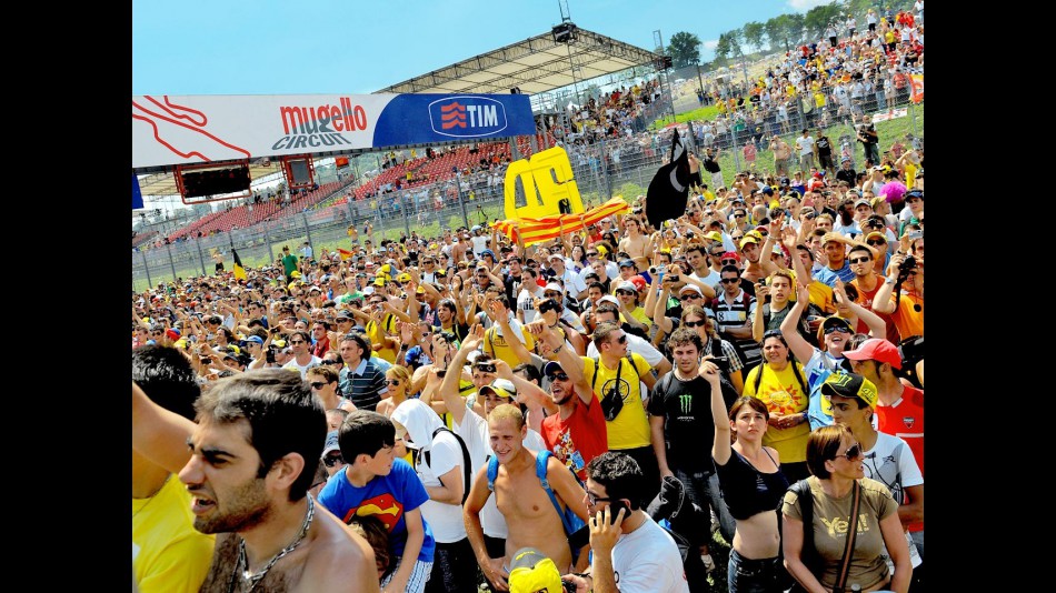 Rossi fans ambient at the Gran Premio D´Italia Tim