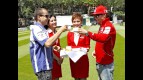 Hayden and Lorenzo have a tea at Lord´s Cricket Ground