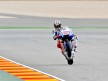 Jorge Lorenzo pulls off a wheelie after QP at Motorland Aragón