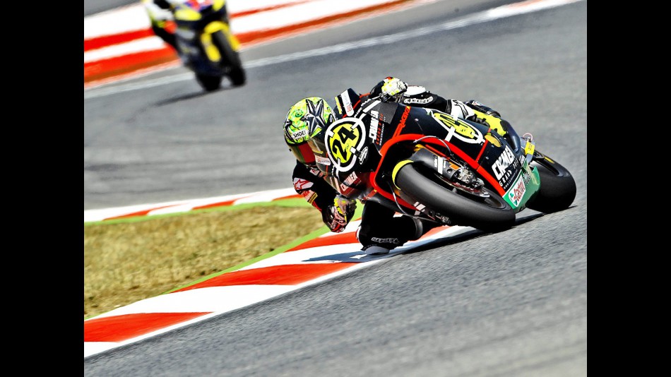 Toni Elias in action in Montmeló
