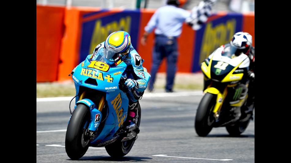 Alvaro Bautista in action at the Catalunya Circuit